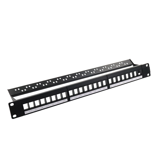 19''1U 24 Port Port UTP Patch Patch 3 × 8