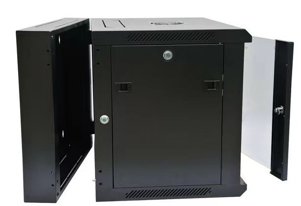 Cabinetul de rețea poate regla automat temperatura internă?